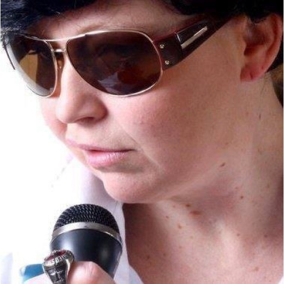 Meet your Posher, Johanna - Picture 5 of 9